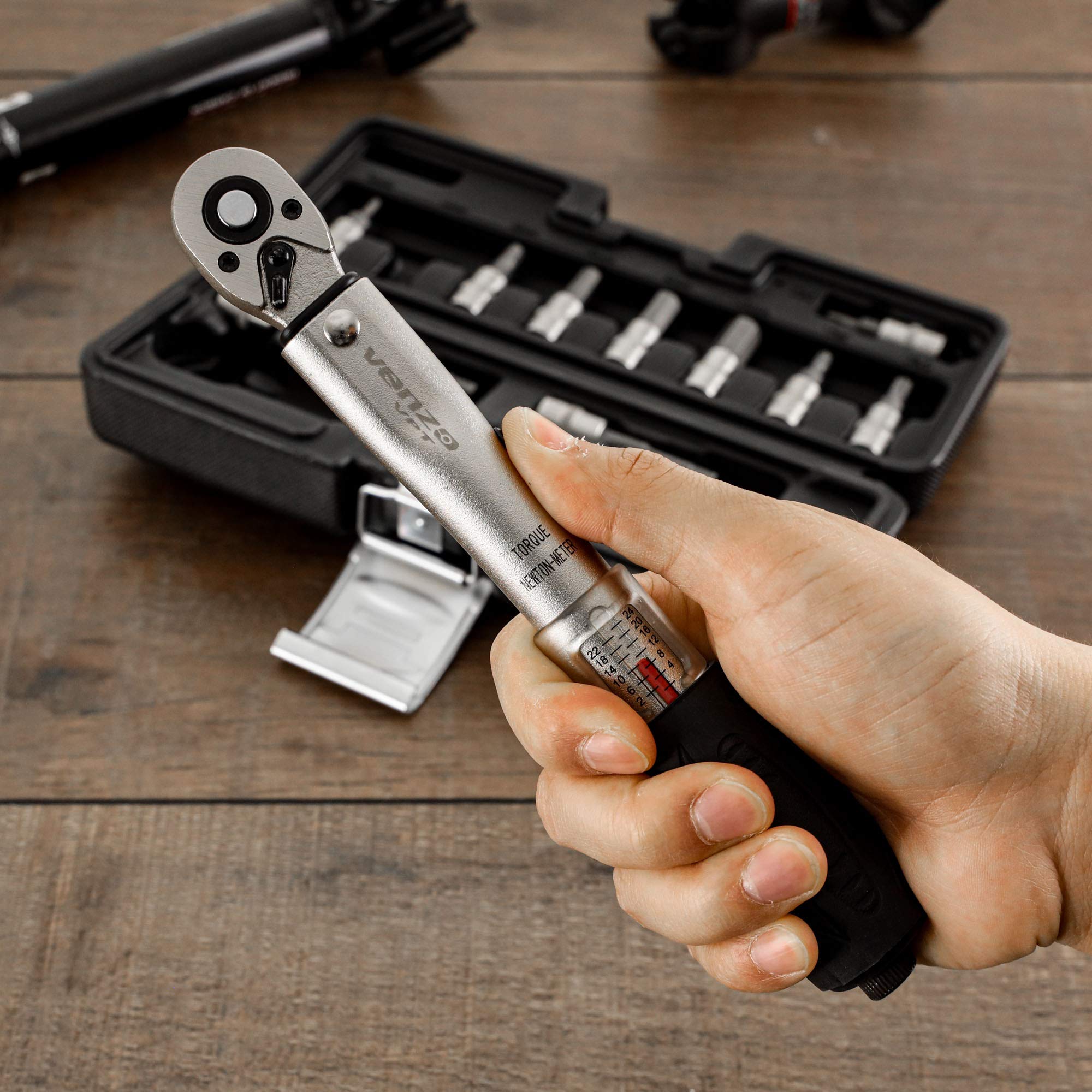 Venzo 1/4 Inch Drive Click Torque Wrench Set 2-22Nm Bicycle Maintenance for Road & Mountain Bikes, Motorcycle Multitask - Includes Allen & Torx Sockets, 4mm & 5mm