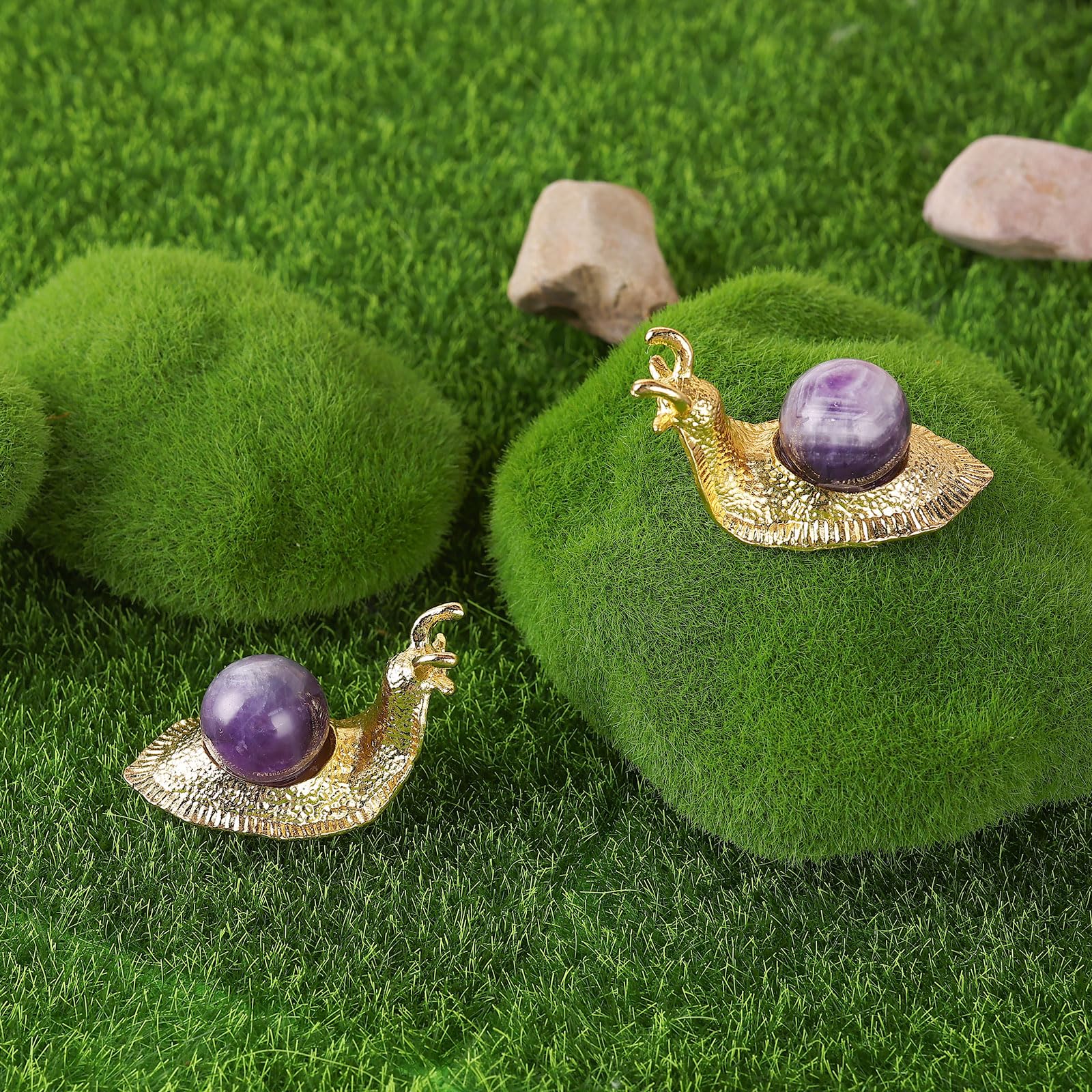 SHENGTIAN 2-Piece Set, 2-Inch Handcrafted Gold Snail Statues with 0.78-Inch Natural Amethyst Crystal Balls, Symbolizing Safety and Journey, Ideal for Desk and Home Decor (Amethyst)