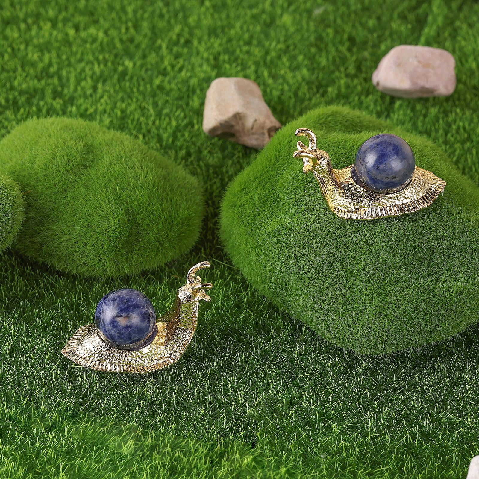 SHENGTIAN 2-Piece Set, 2-Inch Handcrafted Gold Snail Statues with 0.78-Inch Natural Sodalite Crystal Balls, Symbolizing Safety and Journey, Ideal for Desk and Home Decor (Blue-Vein)